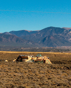 Earthhouse